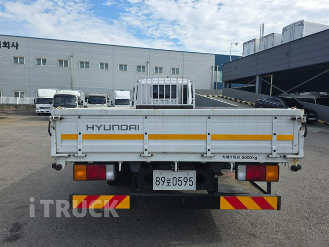 현대 메가트럭 280 단바리 카고 5톤 수동 3