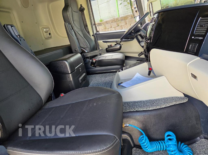 타타대우 맥쎈 570 앞축 상승윙바디 25톤 오토 11