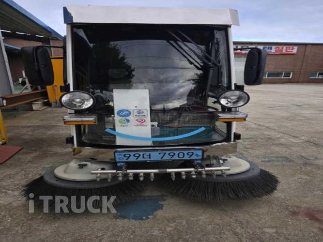 1.2톤 노면청소차 2