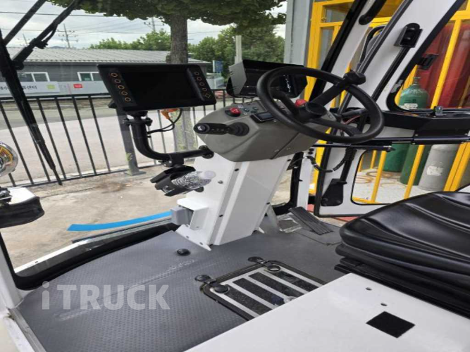 1.2톤 노면청소차 5