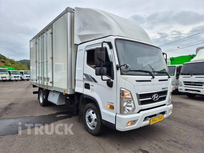 현대 올뉴마이티 3.5톤 익스하이탑 슈퍼캡 1