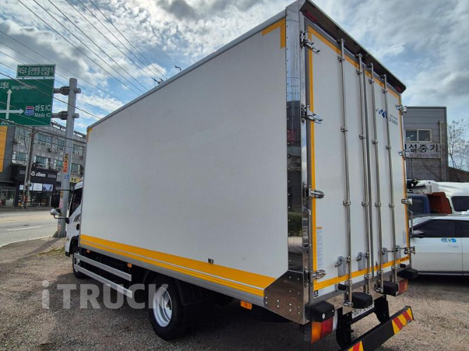 현대 올뉴마이티 3.5톤 광폭 냉동탑 5