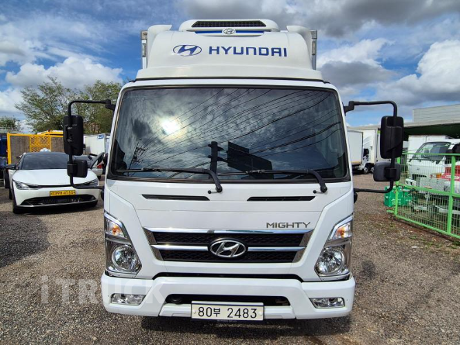 현대 올뉴마이티 3.5톤 광폭 냉동탑 1