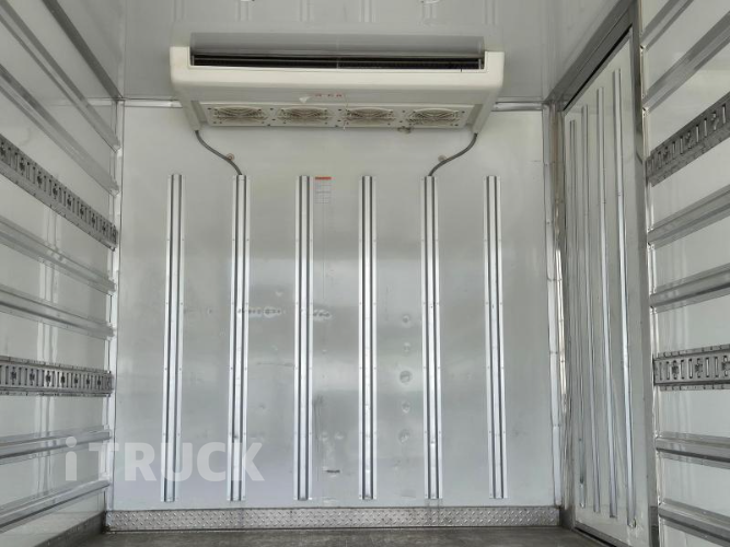 현대 올뉴마이티 3.5톤 광폭 냉동탑 9