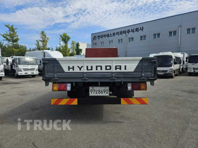 현대 메가트럭 270 단바리 카고 5톤 수동 3