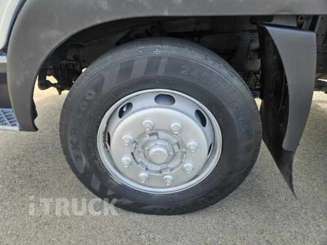 현대 메가트럭 270 단바리 카고 5톤 수동 16