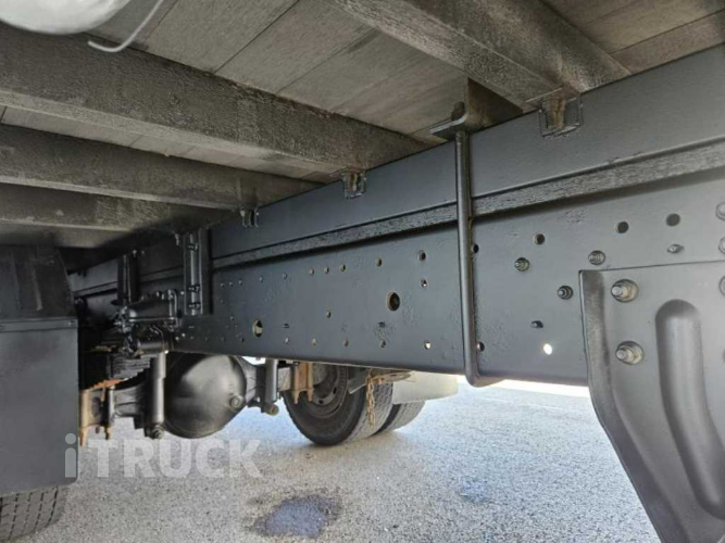 현대 메가트럭 270 단바리 카고 5톤 수동 9