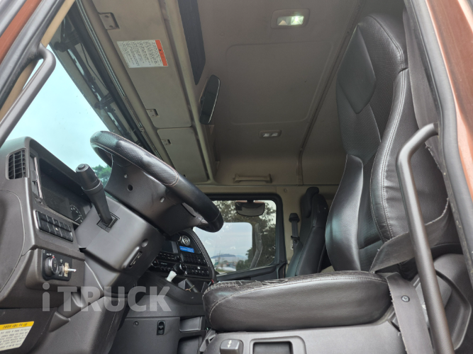 현대 트라고엑시언트 520 앞축 카고 25톤 오토 9