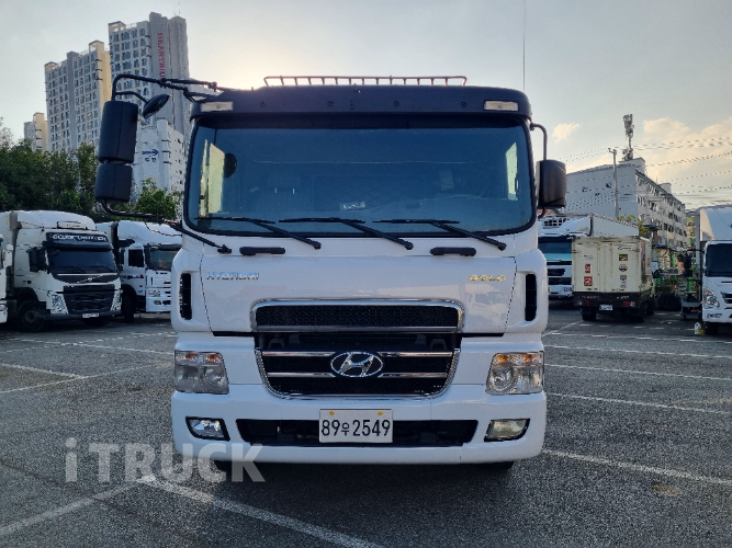 현대 메가트럭 260 후축 카고 4.5톤 수동 1