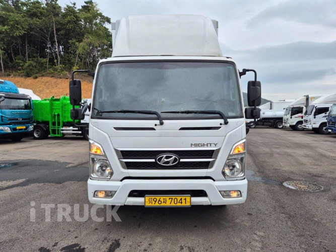 현대 올뉴마이티 3.5톤 익스하이탑 슈퍼캡 1