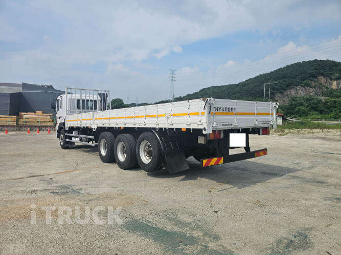 현대 트라고 380 후축 카고 14.5톤 수동 8