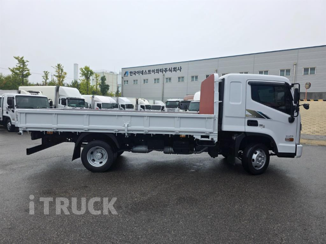 현대 올뉴마이티 2.5톤 카고 슈퍼캡 3