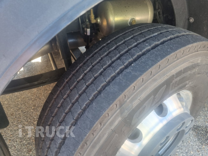 이베코 570 후축 상승윙바디 25톤 오토 10