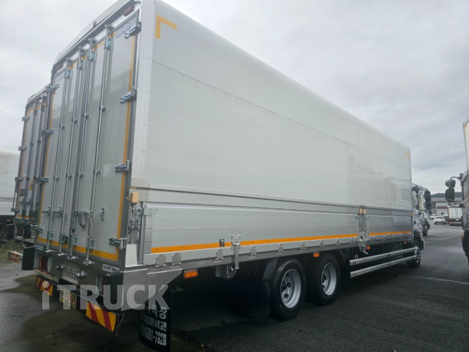 현대 메가트럭 280 후축 윙바디 8.5톤 수동 3