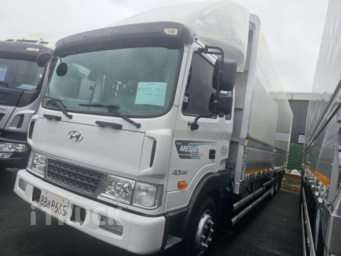 현대 메가트럭 280 후축 윙바디 8.5톤 수동