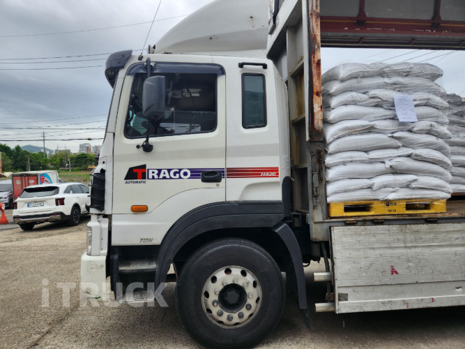 현대 트라고 420 후축 윙바디 14톤 오토 6