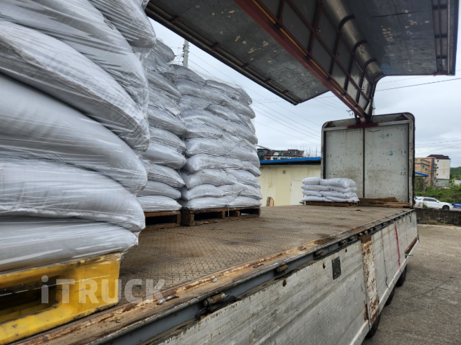 현대 트라고 420 후축 윙바디 14톤 오토 8