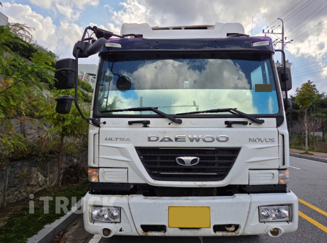 타타대우 노부스 260 후축 냉동탑 6.5톤 수동 1