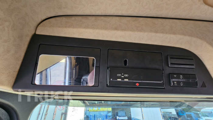 벤츠 아록스 299 후축 윙바디 10.8톤 오토 리타더 16