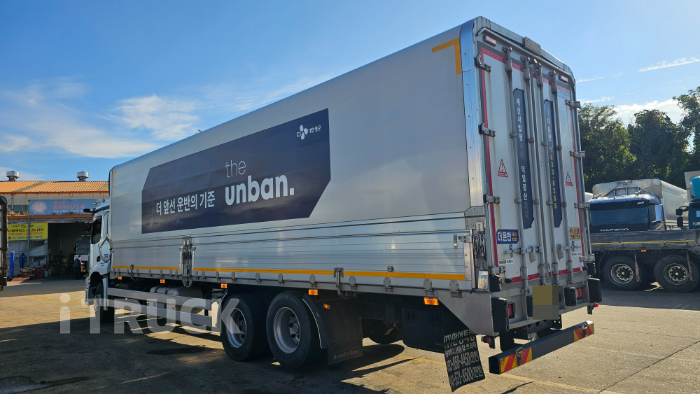 벤츠 아록스 299 후축 윙바디 10.8톤 오토 리타더 5