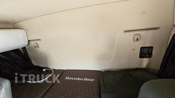 벤츠 아록스 299 후축 윙바디 10.8톤 오토 리타더 15