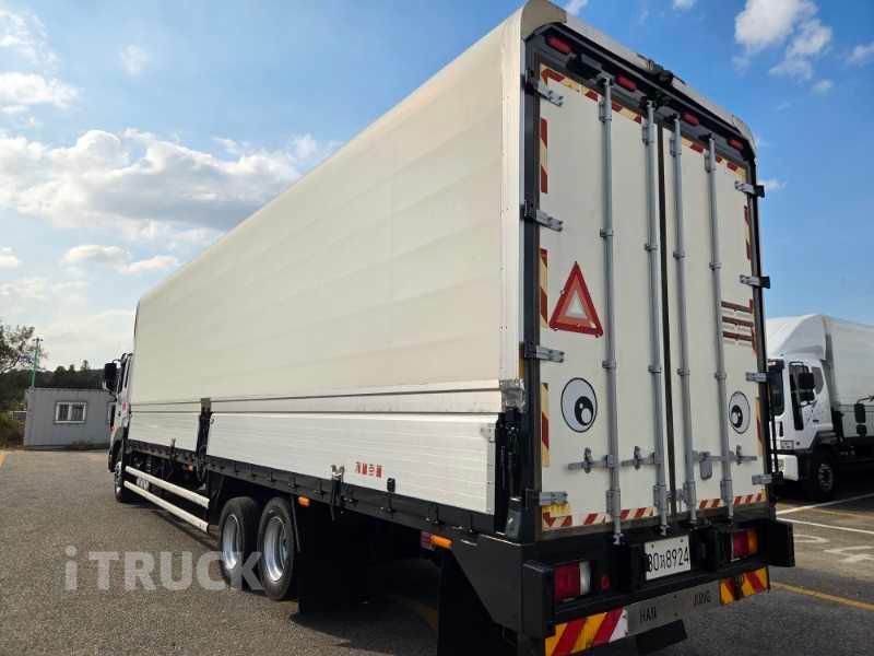 현대 메가트럭 와이드캡 300 후축 윙바디 4.5톤 수동 7