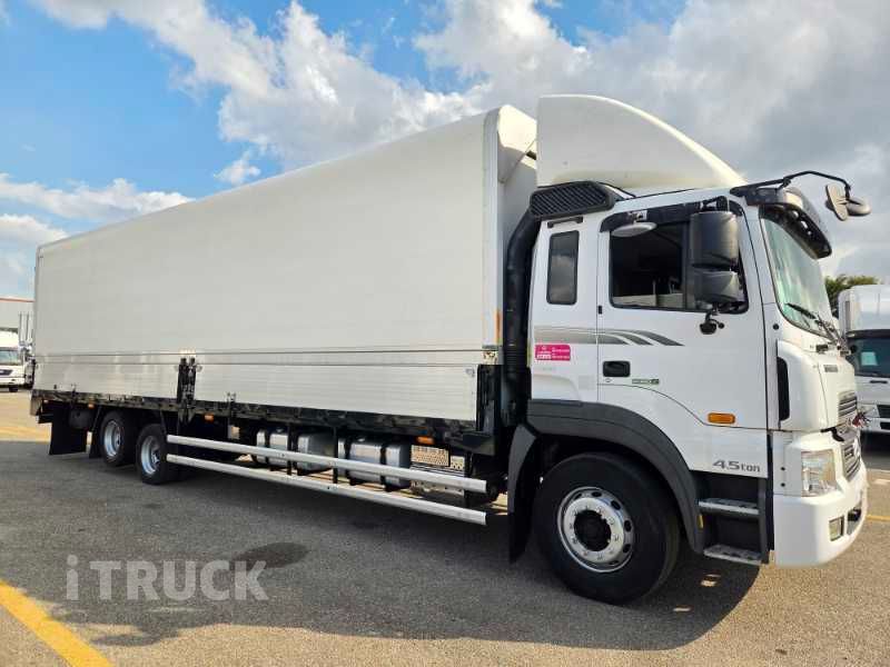 현대 메가트럭 와이드캡 300 후축 윙바디 4.5톤 수동 4