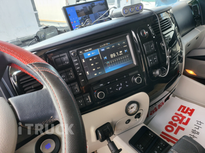 타타대우 맥쎈 570 앞축 카고 25톤 오토 8