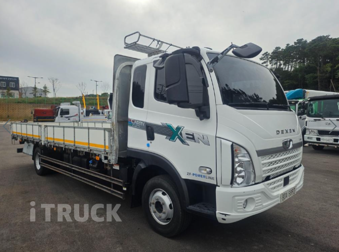 타타대우 더쎈 3.5톤 광폭 카고 슬리퍼캡(더블캡, 크루캡) 1