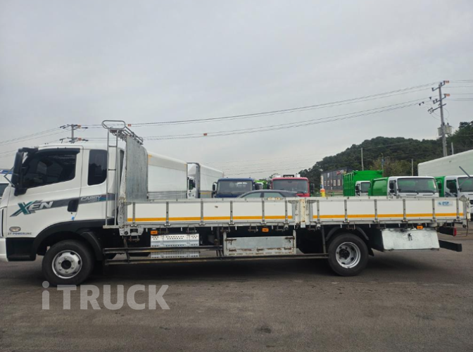 타타대우 더쎈 3.5톤 광폭 카고 슬리퍼캡(더블캡, 크루캡) 4