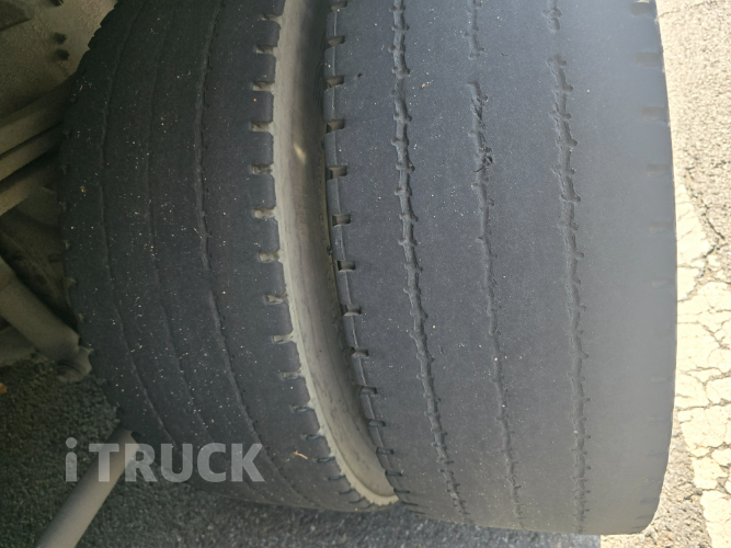 현대 트라고 350 십바리 상승윙바디 9.5톤 수동 9