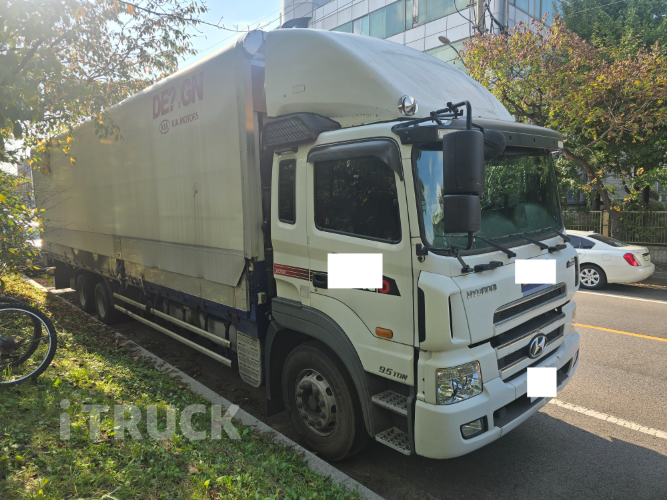 현대 트라고 350 십바리 상승윙바디 9.5톤 수동 19