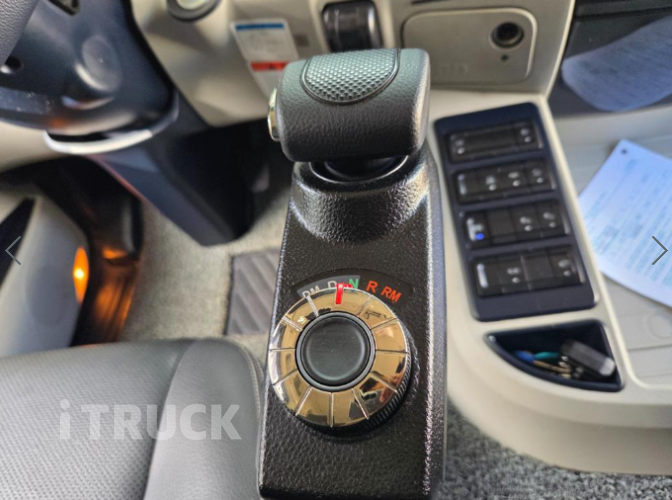 타타대우 맥쎈 570 앞축 윙바디 25톤 오토 13