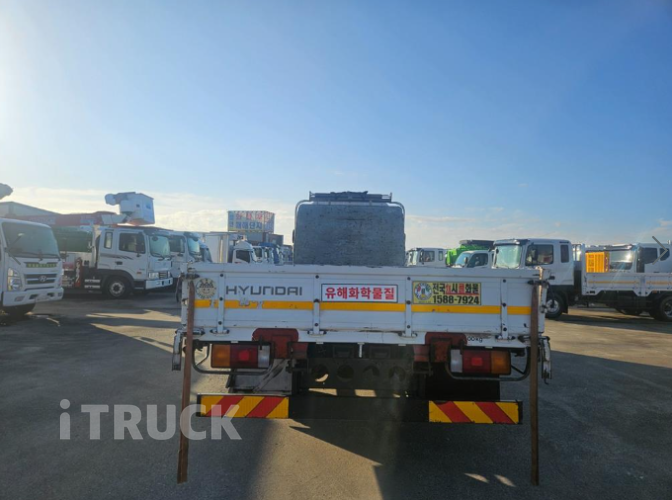 현대 메가트럭 280 단바리 카고 5톤 수동 5