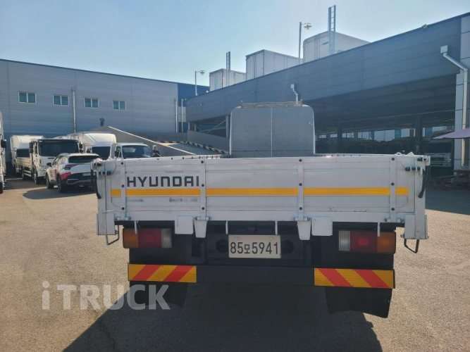 현대 메가트럭 280 앞축 카고 5톤 수동 4