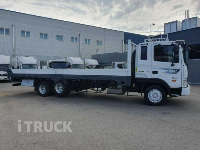 현대 메가트럭 280 앞축 카고 4.5톤 수동 1