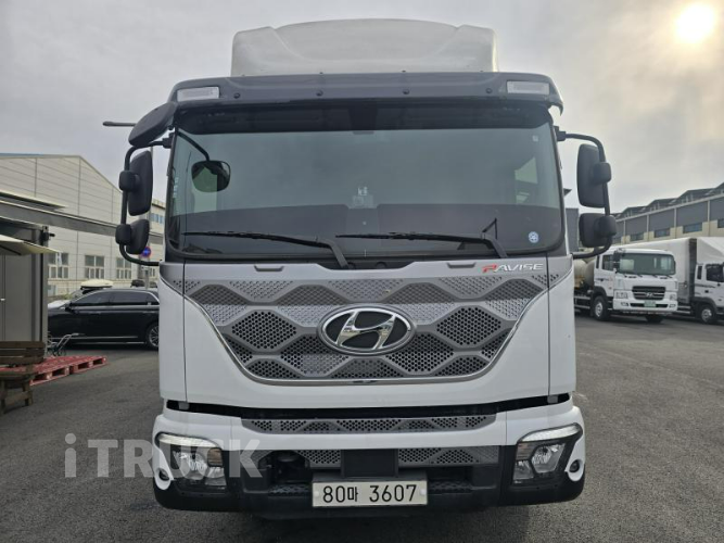 현대 파비스 300 후축 윙바디 8.5톤 오토 1