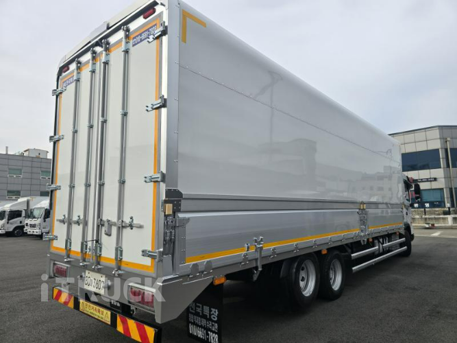 현대 파비스 300 후축 윙바디 8.5톤 오토 4