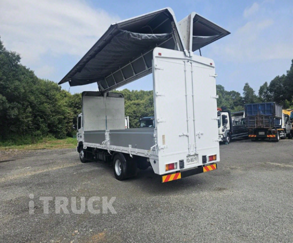 현대 메가트럭 270 단바리 윙바디 5톤 수동 6