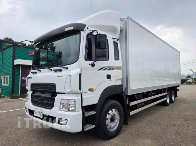 현대 메가트럭 와이드캡 280 단바리 냉동탑 5톤 수동