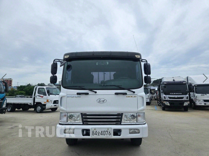 현대 메가트럭 270 후축 카고 5톤 수동 3