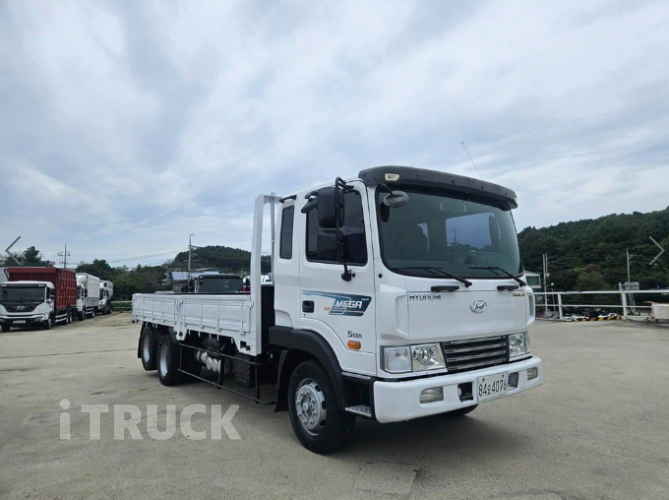 현대 메가트럭 270 후축 카고 5톤 수동 2