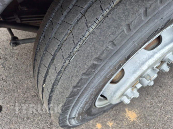 현대 탱크로리 메가트럭 수동 17