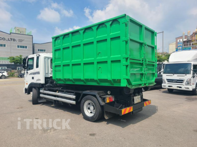 현대 메가트럭 암롤 280 5톤 수동 단바리 4