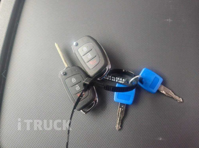 현대 올뉴마이티 3.5톤 광폭 카고 슈퍼캡 13