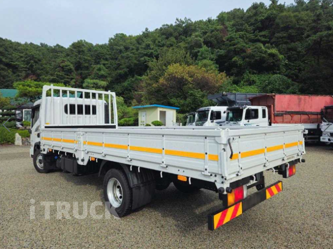 현대 올뉴마이티 3.5톤 광폭 카고 슈퍼캡 5