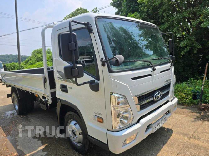 현대 올뉴마이티 3.5톤 광폭 카고 슈퍼캡 1