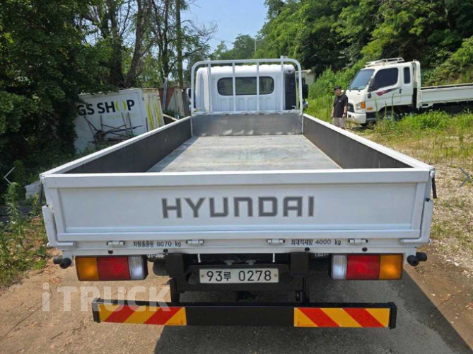 현대 올뉴마이티 3.5톤 광폭 카고 슈퍼캡 8