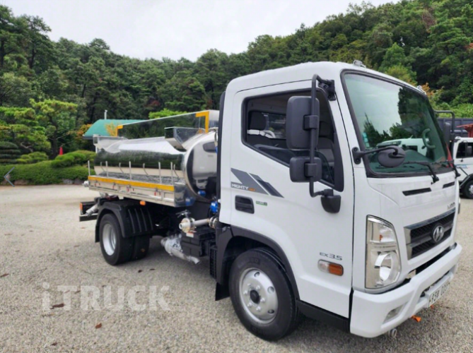 현대 살수차 올뉴마이티 스텐탱크 4,000L 수동 1