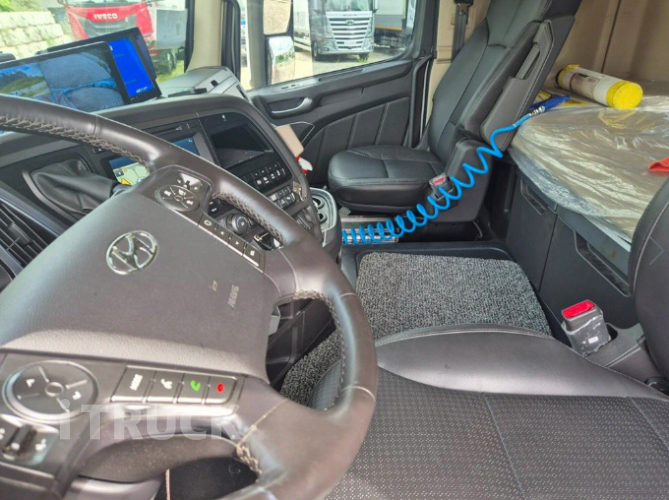 현대 버큠로리 엑시언트 철탱크 23,500L 오토 8